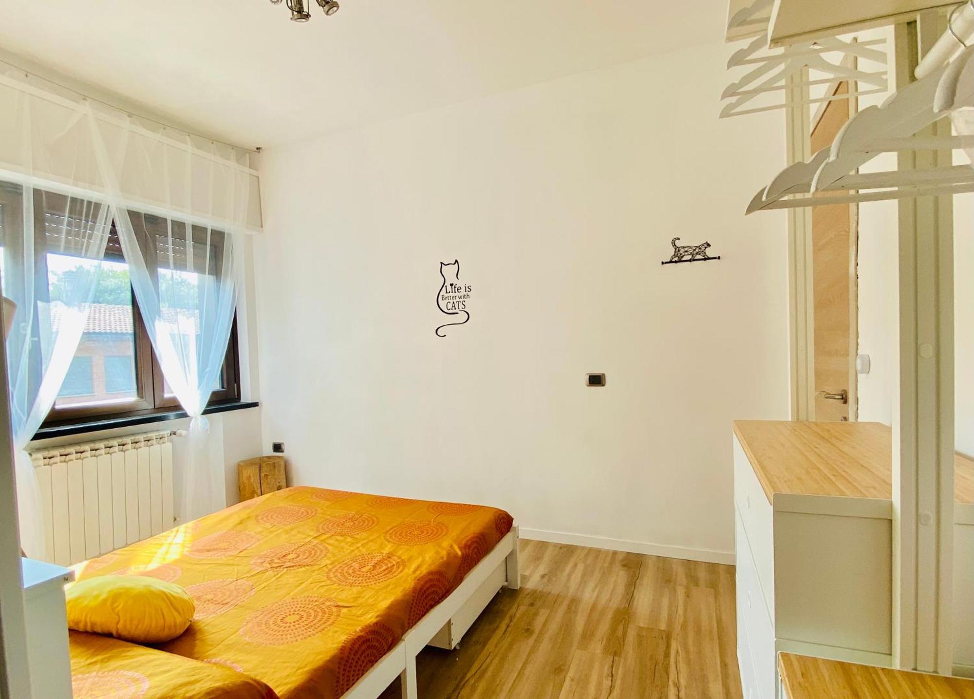 The Luxory Cat Bed and Breakfast Milano Exteriör bild
