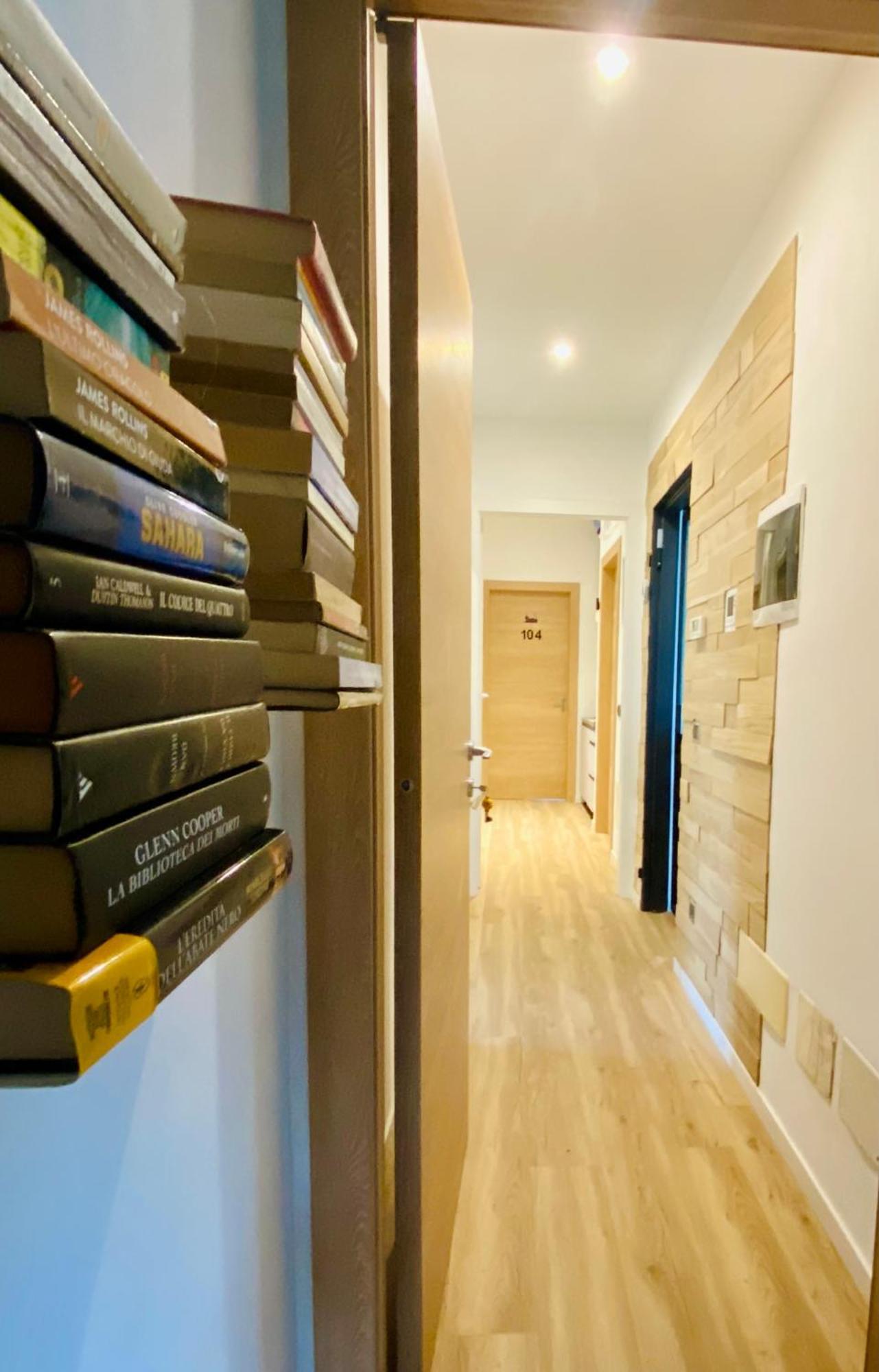 The Luxory Cat Bed and Breakfast Milano Exteriör bild